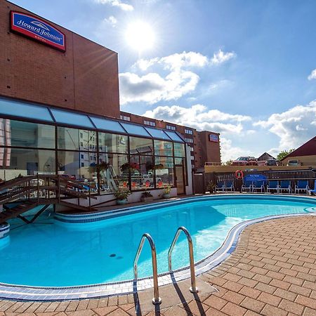 Howard Johnson Plaza By Wyndham By The Falls Niagara Falls Ngoại thất bức ảnh
