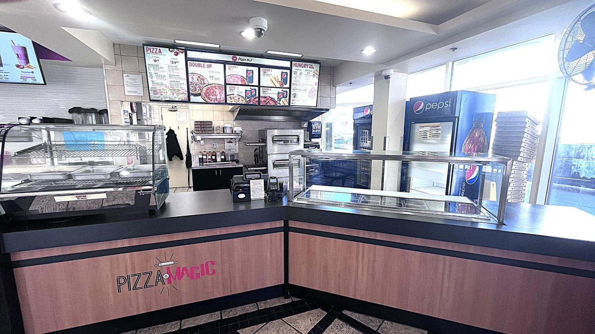 Howard Johnson Plaza By Wyndham By The Falls Niagara Falls Ngoại thất bức ảnh